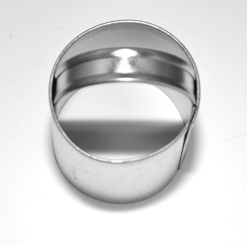Round Biscuit Cutter with Handle 4cm
